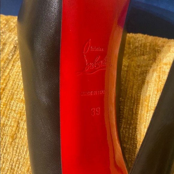 Christian Louboutin Black Daffodile Pumps size 39 - Picture 9 of 12